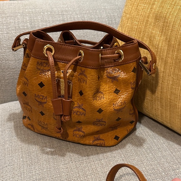 MCM Tan Leather Shoulder Bag - Picture 3 of 9